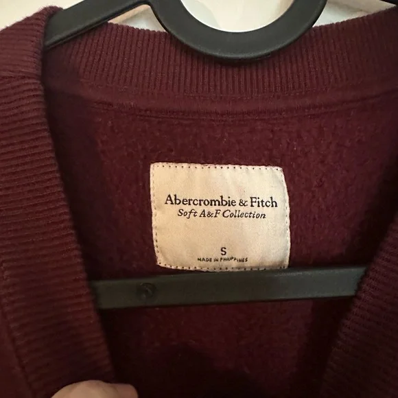 Abercrombie & Fitch cropped crewneck - Picture 3 of 3